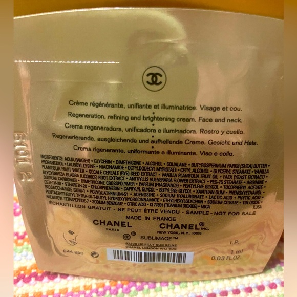 CHANEL SUBLIMAGE Pouch + Le Crème samples NWOT - Picture 4 of 5